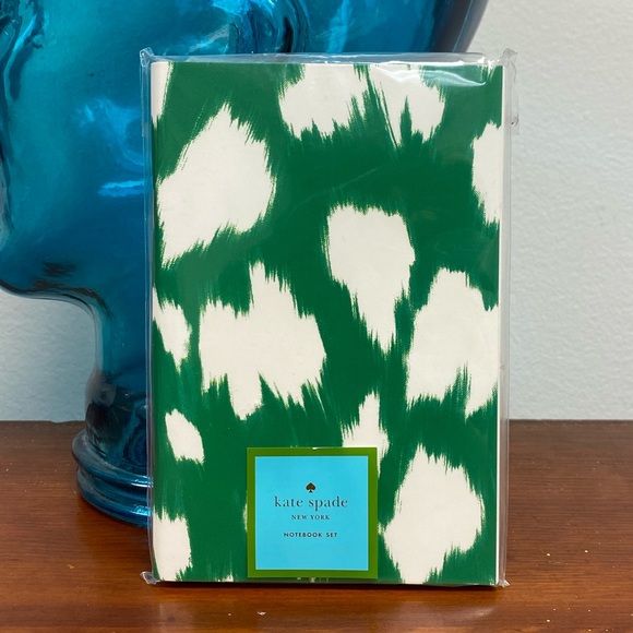 NWT Kate Spade Mini Notebook Set (2) - Picture 2 of 3